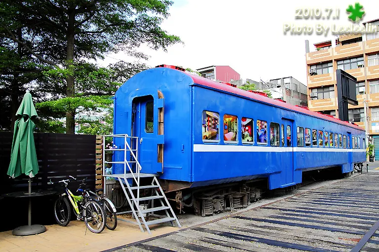 第8月台旅店｜第八月台汽車旅館｜彰化住宿｜台灣山寨版商店街在這裡