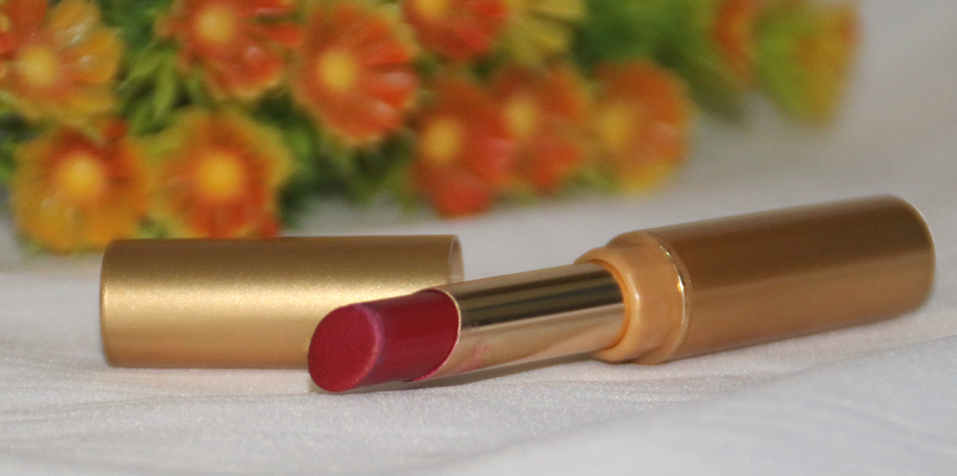 Review Inez  Perfect Glow Matte  Lipstick  Persian Plum