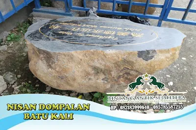 Nisan Dompalan Batu Kali