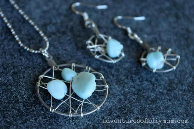 Easy Wire Wrapped Jewelry