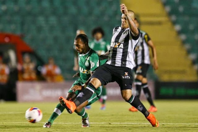 De virada, Chapecoense perde e mantém tabu diante do Figueirense.