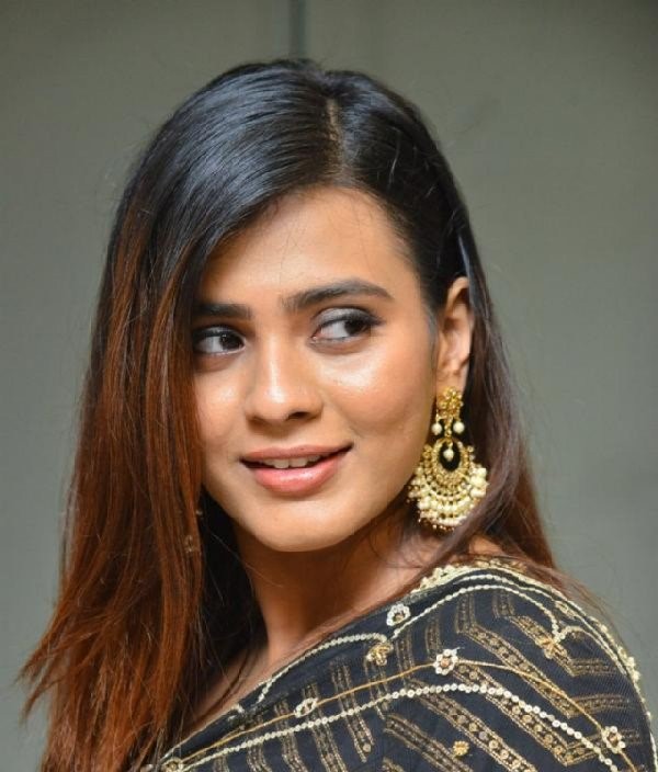 #Actress #HebahPatel Images BioGraphy Height FullMovies TVShows Interviews