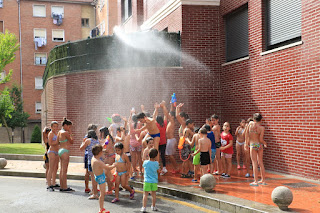 Fiesta de agua en Llano