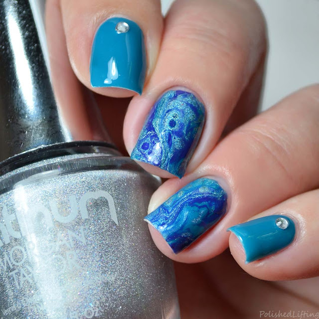 blue fluid nail art
