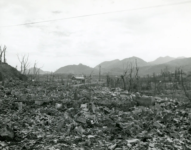 atomic bomb on Nagasaki