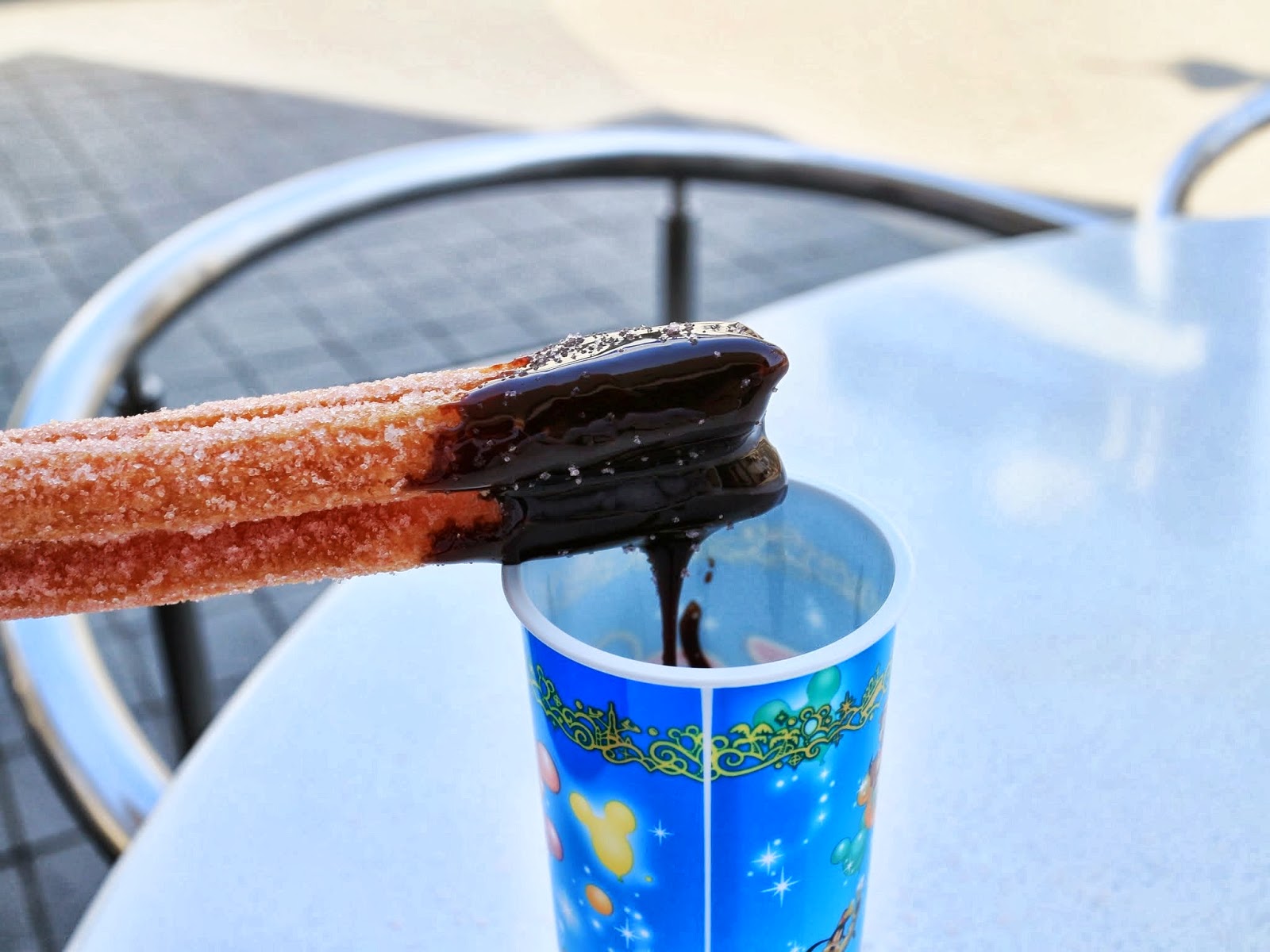 どれがおすすめ 東京ディズニーランドに売ってるチュロスの味の種類は