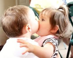 Top latest hd Baby Boy to Girl frist kiss images photos pic wallpaper free download 5