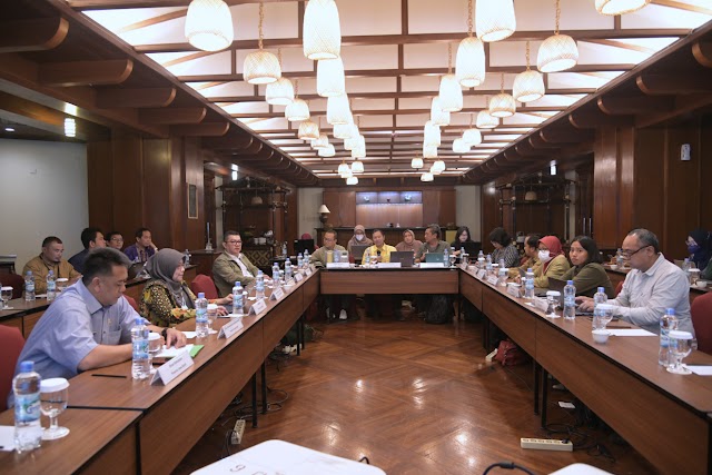 Setkab Ajak Pengelola Taman Nasional Bahas Optimalisasi Potensi Pariwisata 