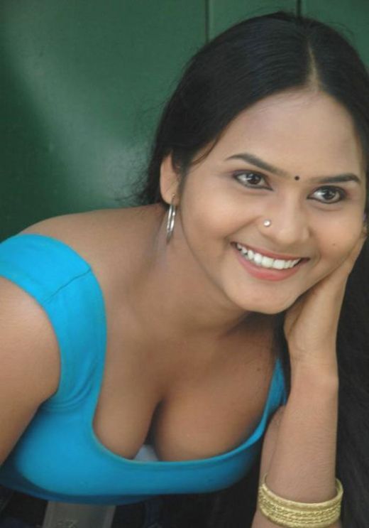 Sexy Indian Actress HQ Photos