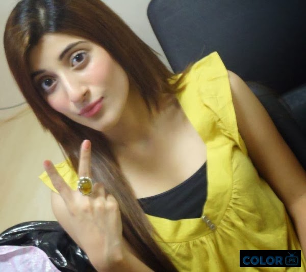 Urwa Hocane hd wallpaper,pakistan top actress urwa tul wusqa beautiful photos,urwa hocane,hot pictures,images gallery