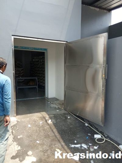 Pintu Stainless Doble Plat Luar Dalam pesanan PT Mitra Bersama untuk Projek Gedung Al Hijaz Cawang Jakarta