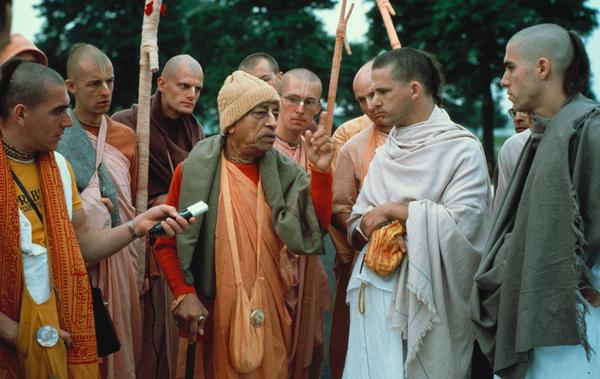 Srila Prabhupada Orders His Disciples to Deliver the World