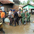 Prajurit TNI Wilayah Korem 023/KS Bantu Penanggulangan Bencana Alam Banjir Di Padang Sidempuan