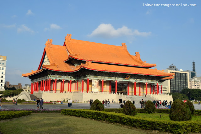 DISCOVER TAIPEI THROUGH THE MRT