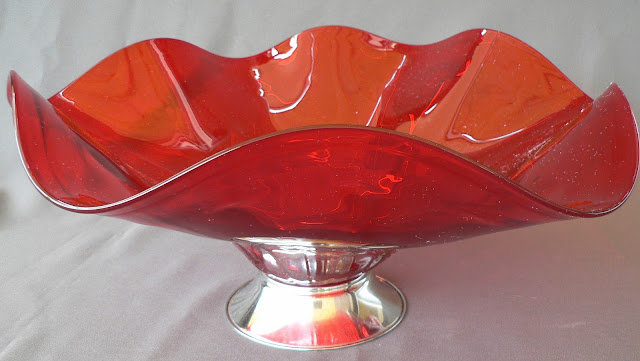 CENTRO DE MESA CRISTAL ROJO AÑOS 70