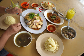 Our Hot Favourite Kee Kee Bentong Chicken Rice @ Yat Yeh Hing Restaurant 基记文冬肥鸡饭