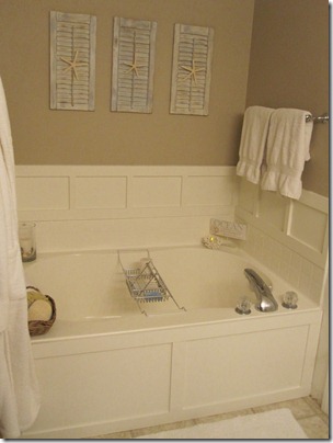 Thrifty Like Me: Master Bathroom: Garden Tub