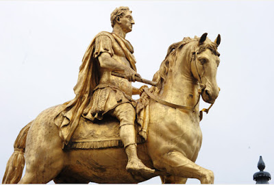 King Billy - statue of King William III in Hull