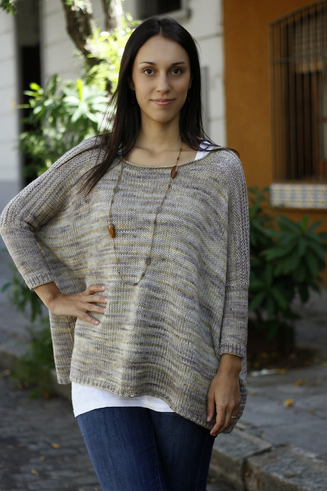 http://www.ravelry.com/patterns/library/worsted-boxy