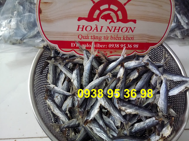 Sỉ lẻ khô cá chuồn sữa tẩm nhà làm số lượng giá tốt 0938 95 36 98.  Mua cá chuồn khô ngon giá rẻ ngon sạch nhà làm, bán khô cá chuồn giá rẻ nhất thị trường, cung cấp khô cá chuồn sỉ lẻ, giao hàng toàn quốc.   Các món ngon từ khô cá chuồn sữa tẩm nhà làm: Cá chuồn khô nướng, khô cá chuồn chiên, cá chuồn khô sốt chanh dây hoặc cà rất ngon nhé, khô cá chuồn nấu nước dùng.  Liên hệ 0938 95 36 98