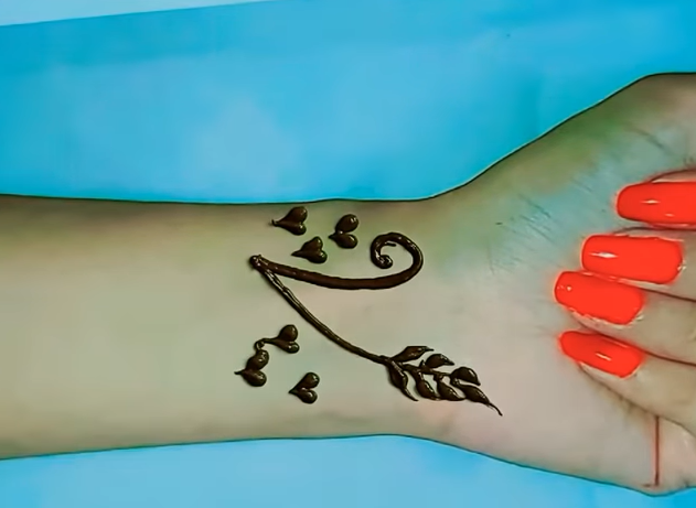 Mehndi Designs with V - Mehndi Designs with Letters - Mehndi designs with letters - NeotericIT.com