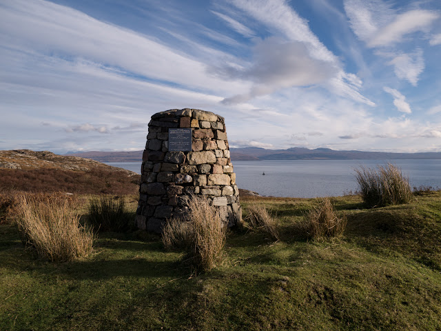 The cairn commemorating Calum MacLeod's achievement.