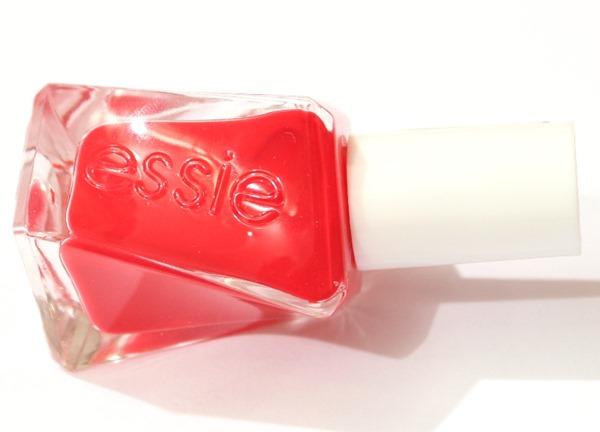 RockTheRunwayGelCoutureEssie11