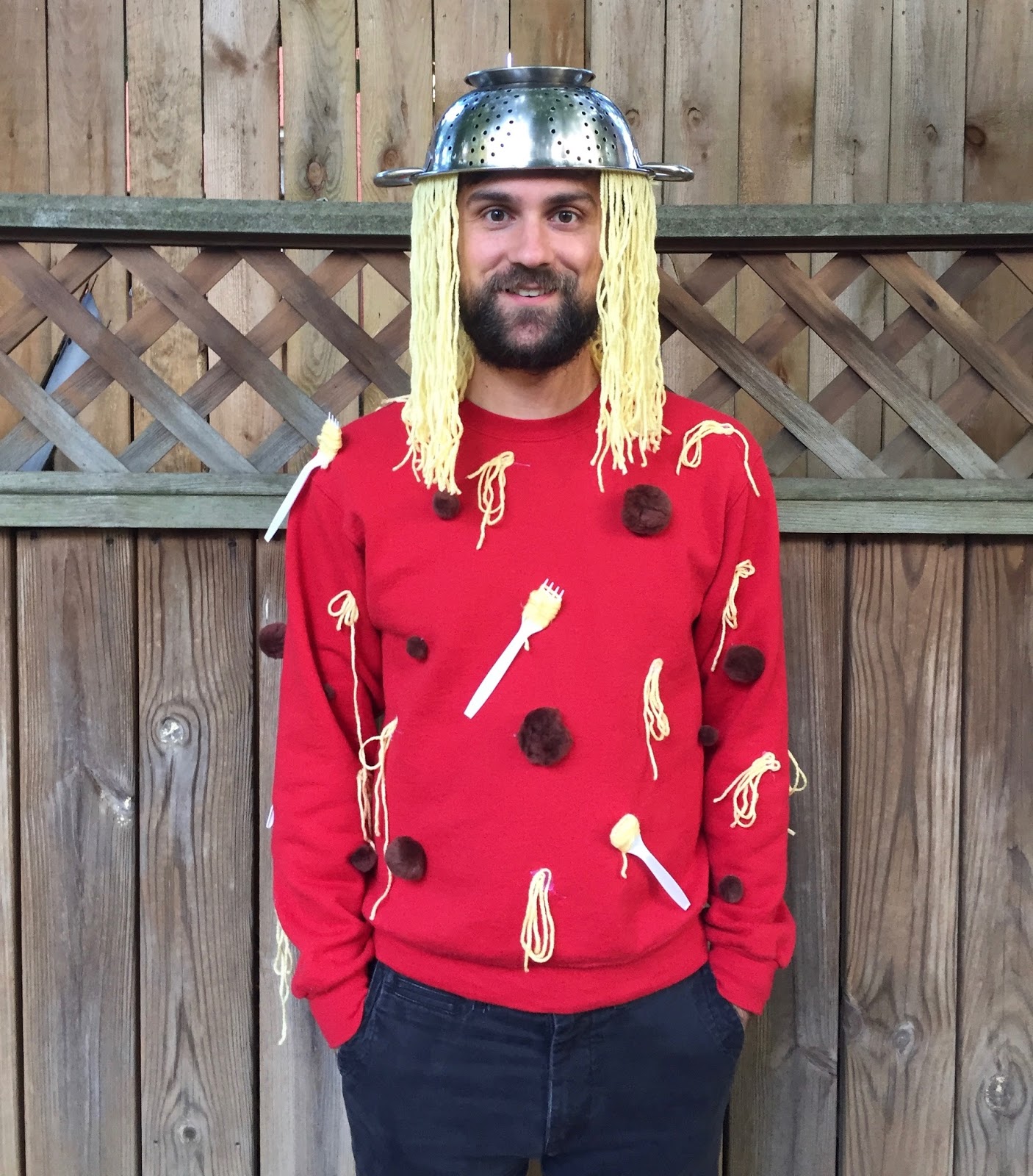 diy spaghetti and meatballs costume | pretty plain janes