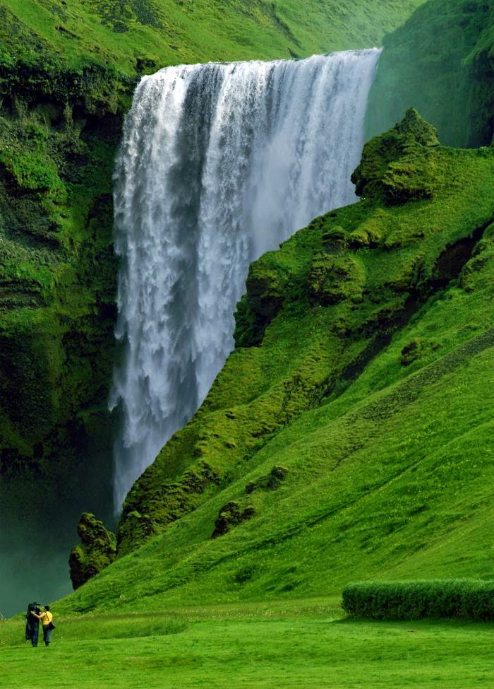 10 Best Adventure Holiday Destinations | The Skógafoss Waterfall – Iceland