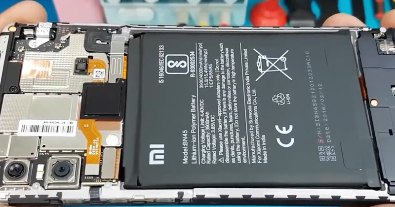 Cara Membuka Casing Belakang    dan Mengganti Baterai Xiaomi