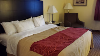 Our bed and room inside the Comfort Inn Near Grand Canyon