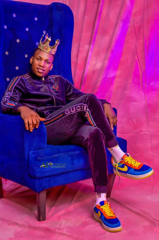 [Biography] Showboy Cayana is doing the most - Read full biography of Showboy cayana