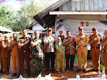 Bentuk Kepedulian Terhadap Warga Polres Bersama Pemda Bantu Bedah Rumah Warga Desa Suka Maju