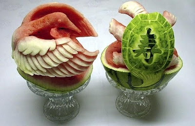 esculturas com melancias