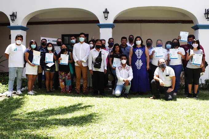 Capacita IAIP a periodistas de la Costa de Oaxaca