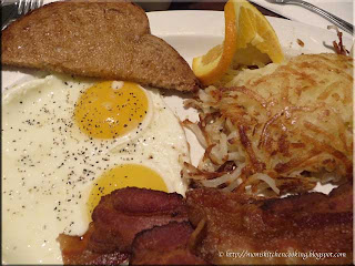 sunny side up eggs