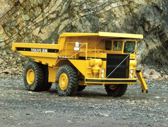 articulated dump truck Volvo BM555