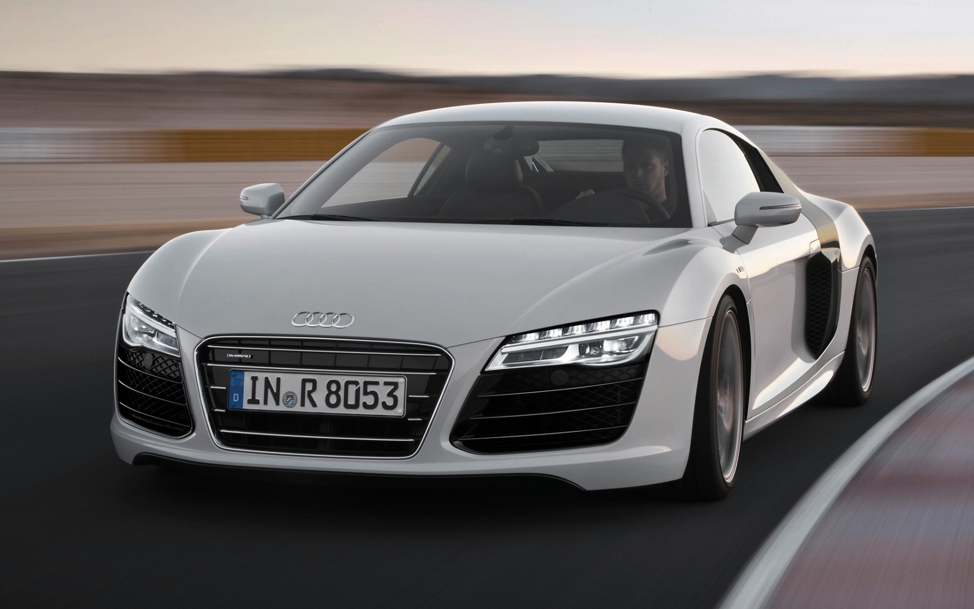 cars photos & wallpapers: audi r8 v10 spyder photos and wallpapers