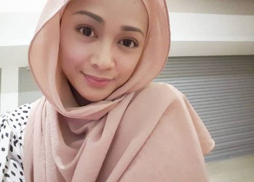 10 Selebriti Wanita Mula Berhijab Tahun 2016