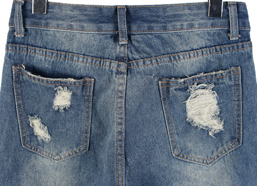 Graphic Print Distressed Denim Jeans