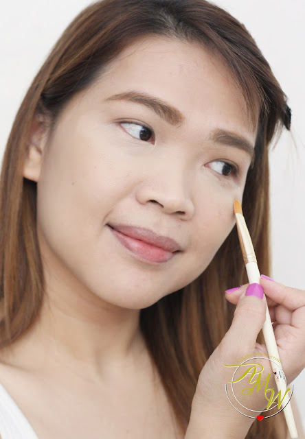 a photo of the SAEM Cover Perfection Tip Concealer Review by Nikki Tiu of www.askmewhats.com