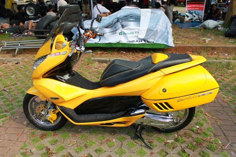 Galeri Modifikasi  Motor Honda PCX  125  Terbaru Modif 