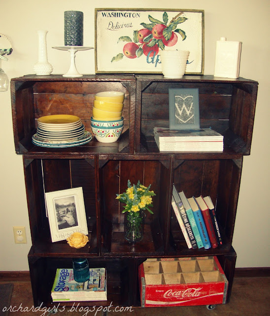 DIY - Apple Crate Bookshelf - Orchard Girls