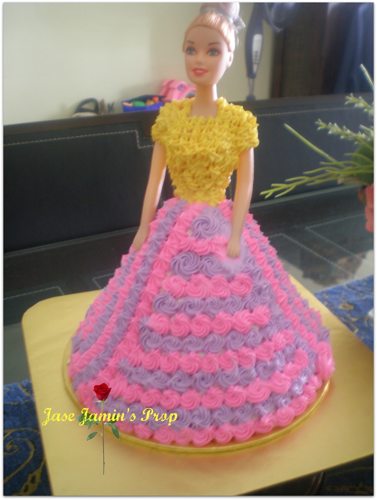 Haruman Dapur: KEK BARBIE DOLL NURUL RAFIQIN