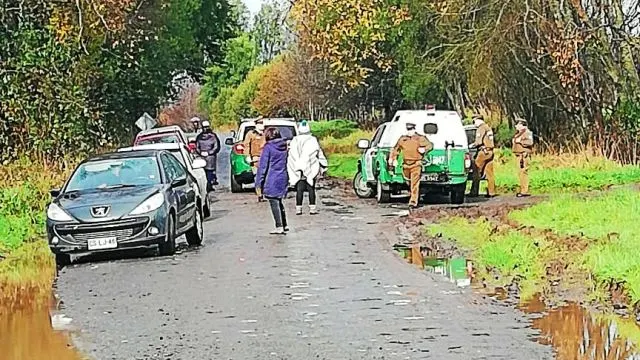 Carabineros en camino Pichil