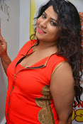 Jyothy sizzling at MOM launch event-thumbnail-2
