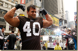 Peyton Hillis 5