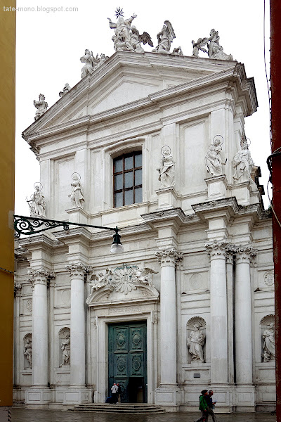 Église Santa Maria Assunta サンタ マリア アッスンタ教会