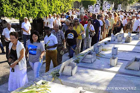 Peregrinación por la conmemoración del Día de las Víctimas del Terrorismo de Estado, realizada en el cementerio de Colón, en La Habana, Cuba, el 6 de octubre de 2014. 