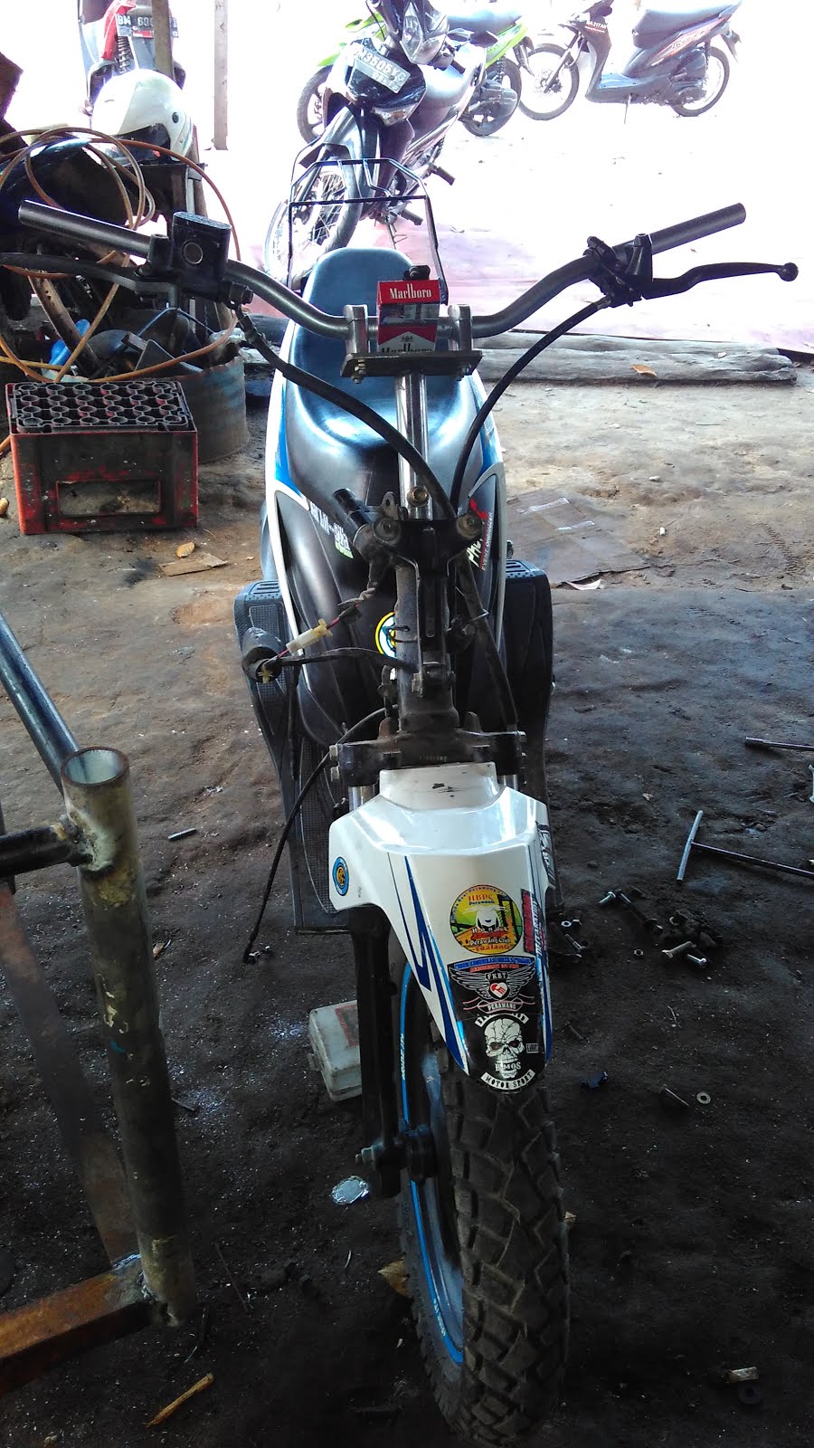 Cara Merubah Stang Standar Beat Karbu Menjadi Stang Trondol HBPC